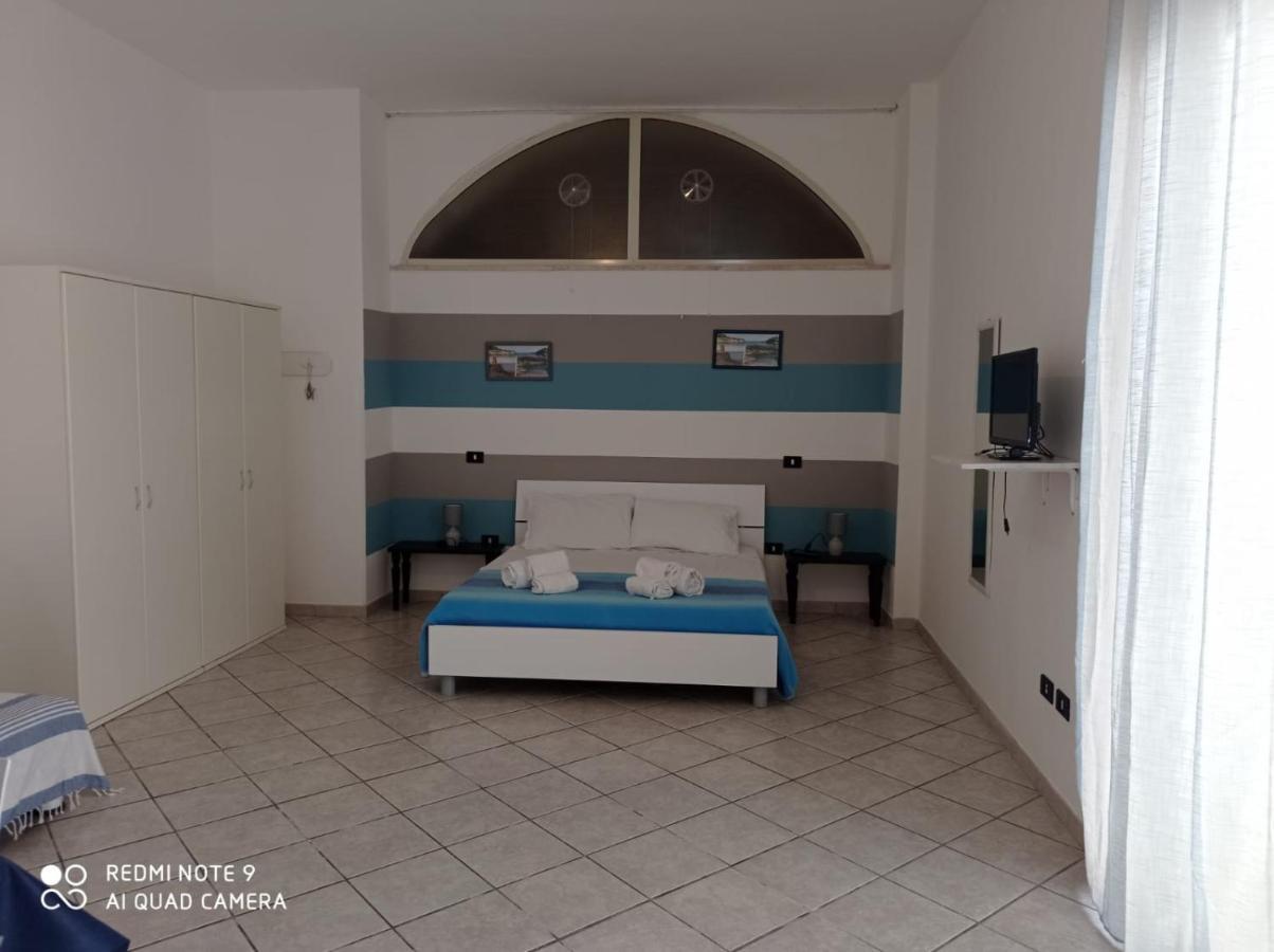 Апартаменти Corte Nel Borgo Мінервіно-ді-Лечче Екстер'єр фото